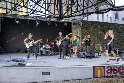 Obrazem: Koncert Mandragory na letní scéně Eurocentra