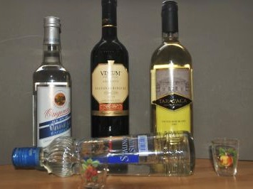 Vyhlášky zakazující alkohol na veřejnosti a žebrání prošly úpravou