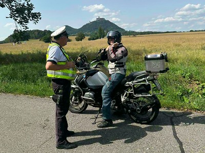 Policisté spustili dopravně bezpečnostní akci Letní prázdniny