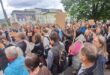 Protest před Gymnáziem U Balvanu