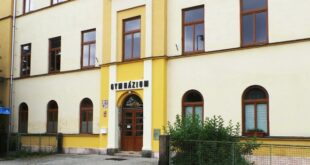 Na jabloneckém gymnáziu narůstá nespokojenost s vedením